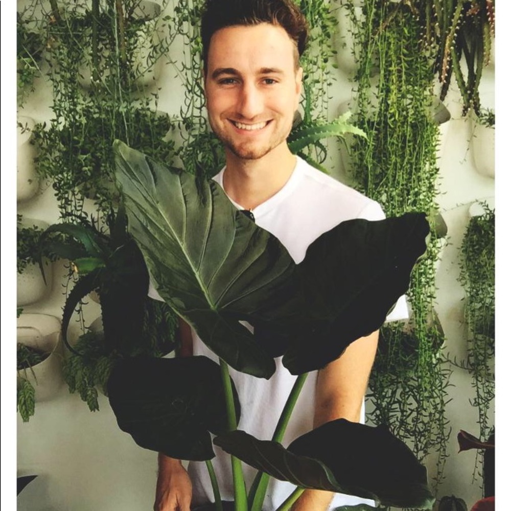 Meet your Posher, Connor